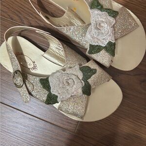 Elegant Glitter Sandals with Floral Design Joyfolie 13c